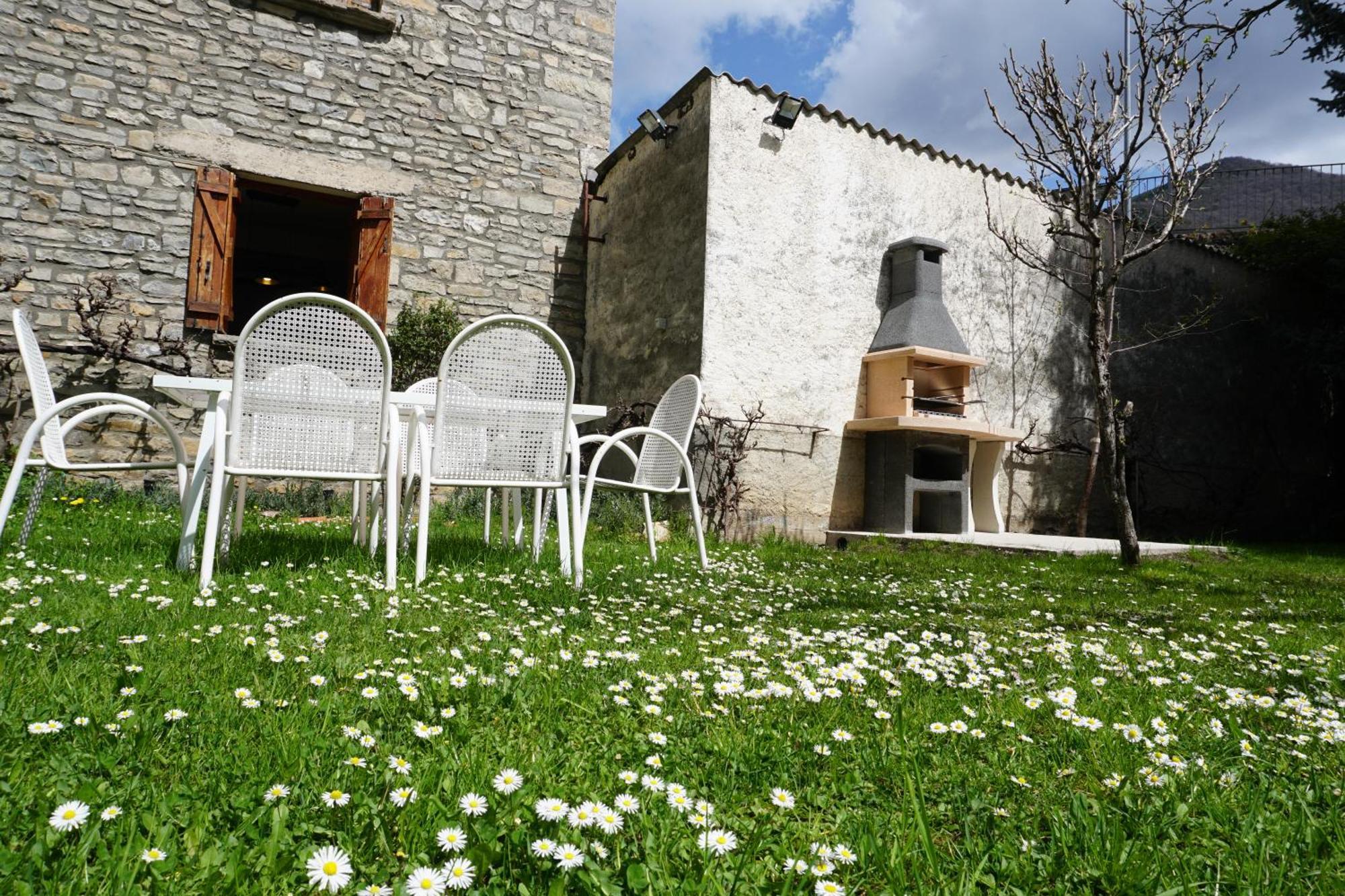 فيلا Cirjuana, Casa En El Centro Con Agradable Jardin Y Barbacoa By Pirineos 360 بييسكاس المظهر الخارجي الصورة